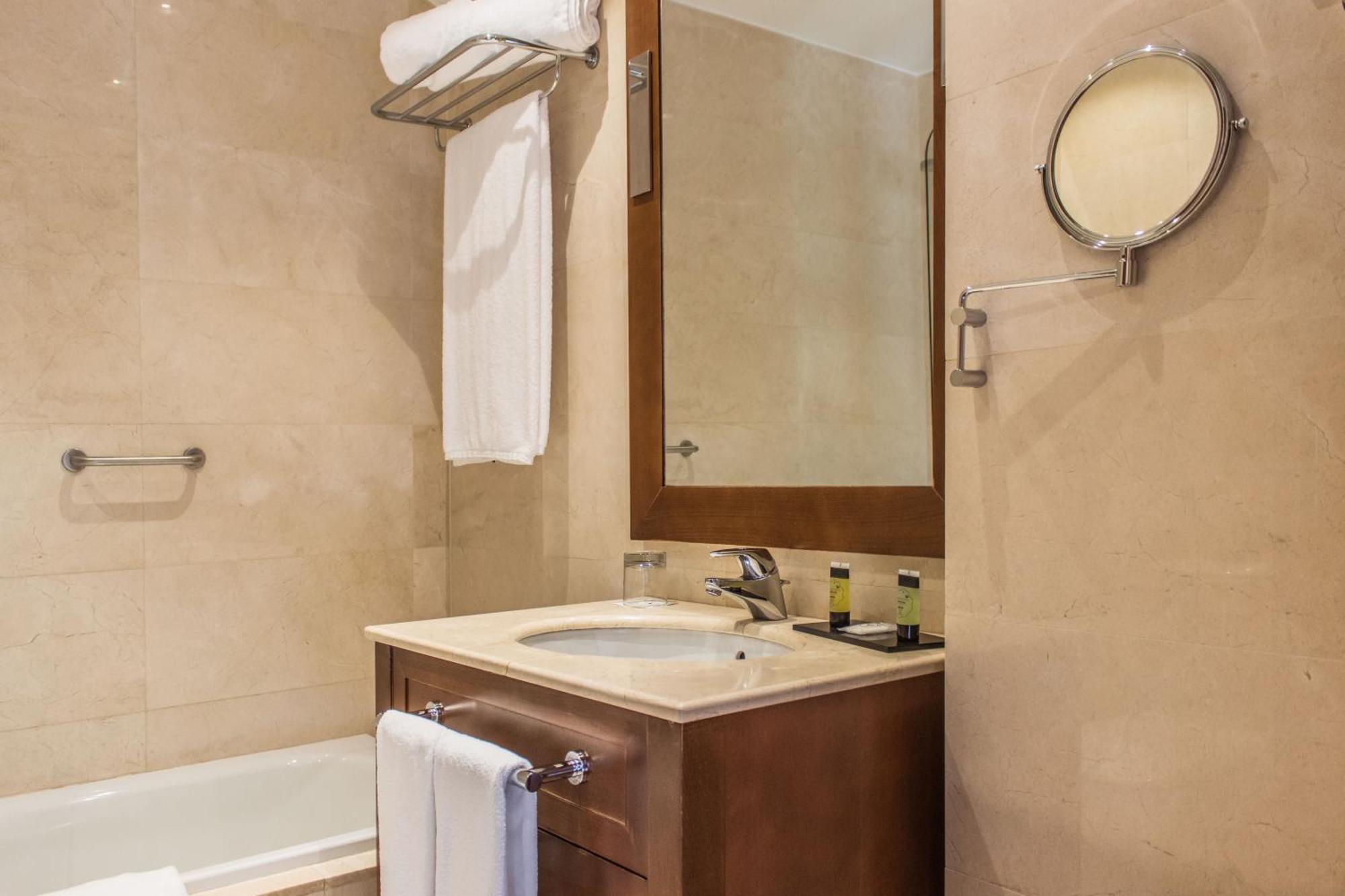 Eurostars Diana Palace Palencia Extérieur photo
